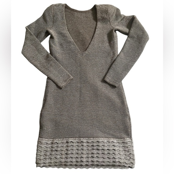 Backless Moda International Dress! - Picture 2 of 4